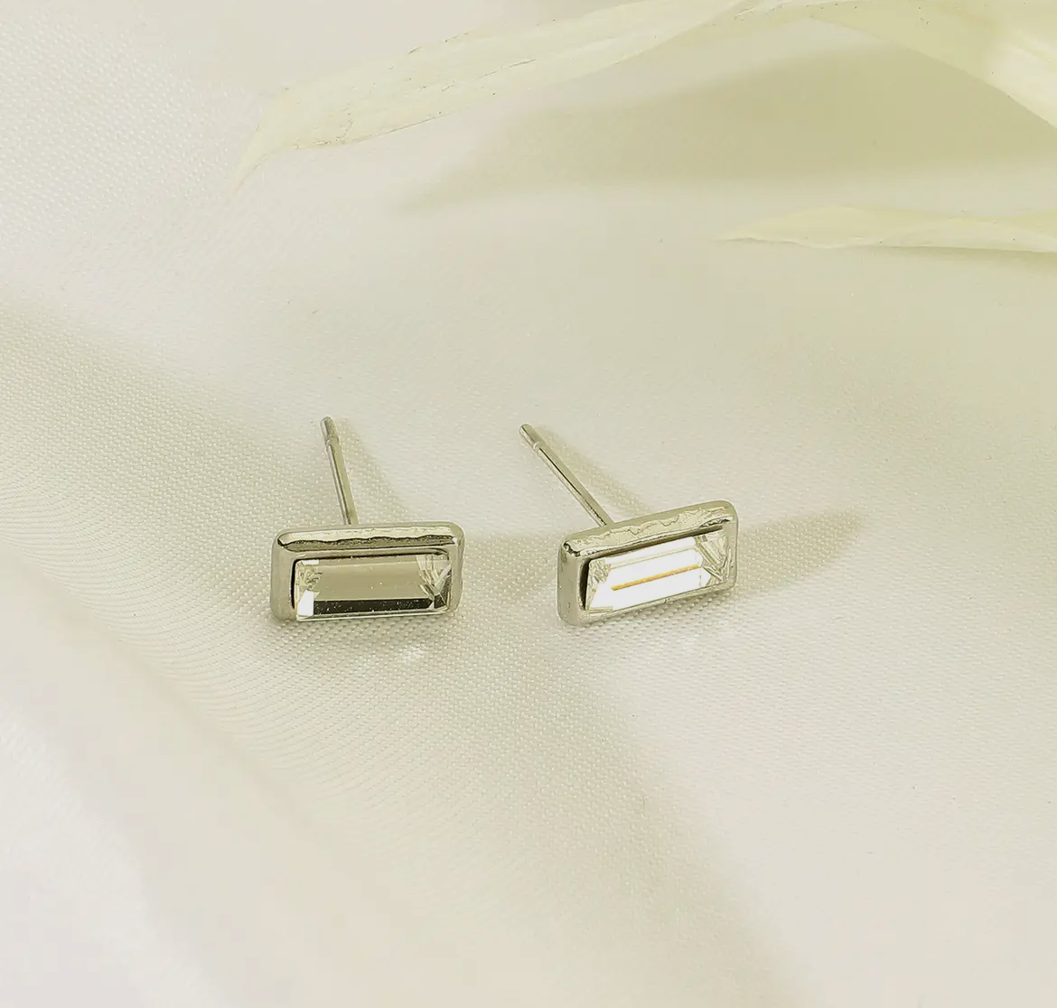 Emerald Glint Ohrstecker