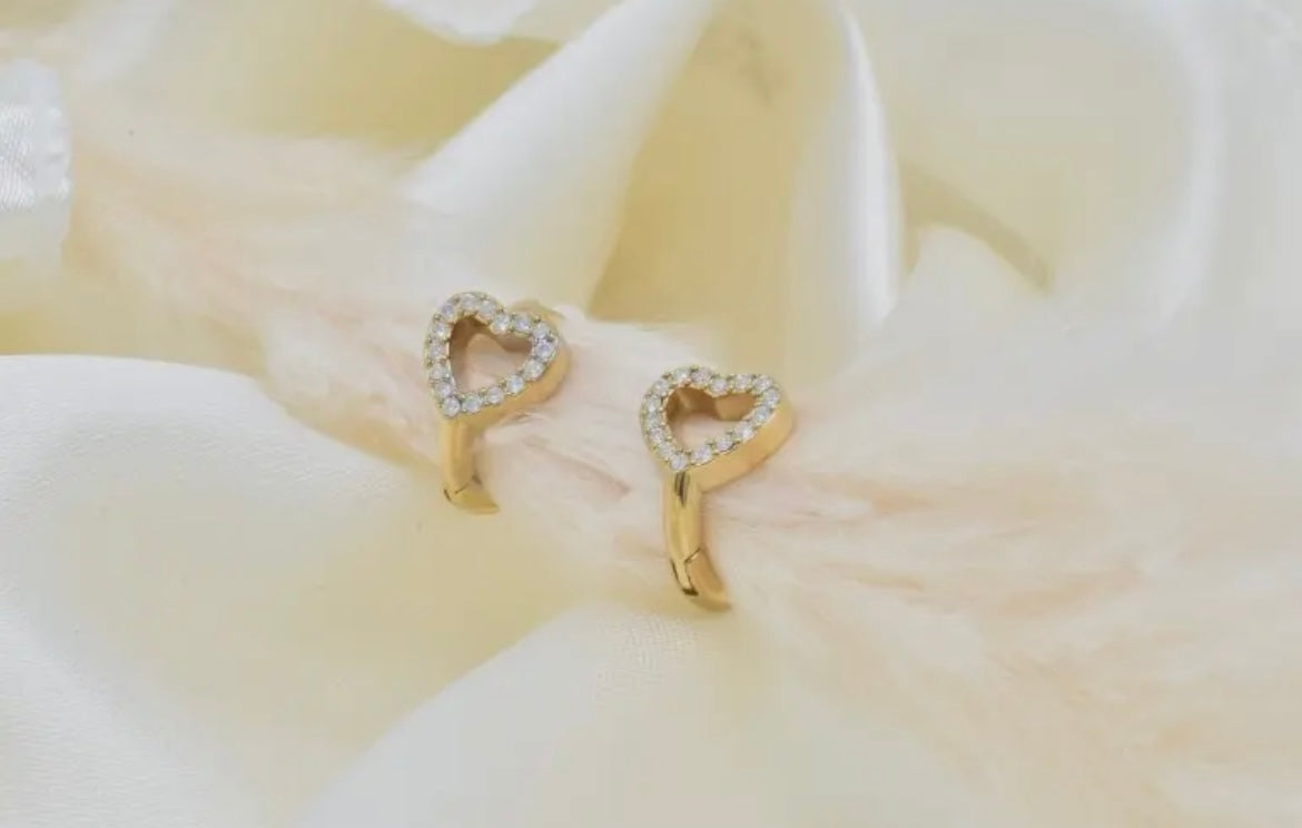 Sparkle Heart Huggies